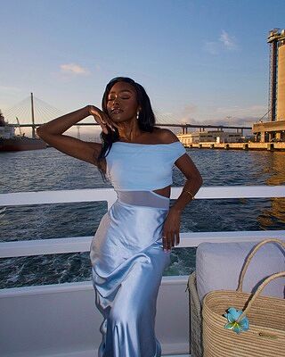 In Blooms Mesh Bodice Maxi Dress Blue | Selfie Leslie In Blooms Mesh Bodice Maxi Dress Blue | Selfie Leslie