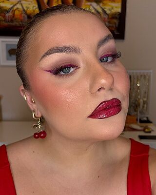 MUA STOP THE SEARCH MASCARA