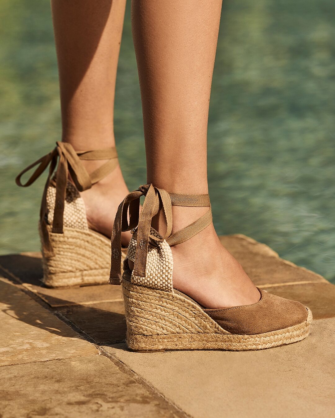 Seville Wedge Sandal (Taupe) – Holland Cooper ®