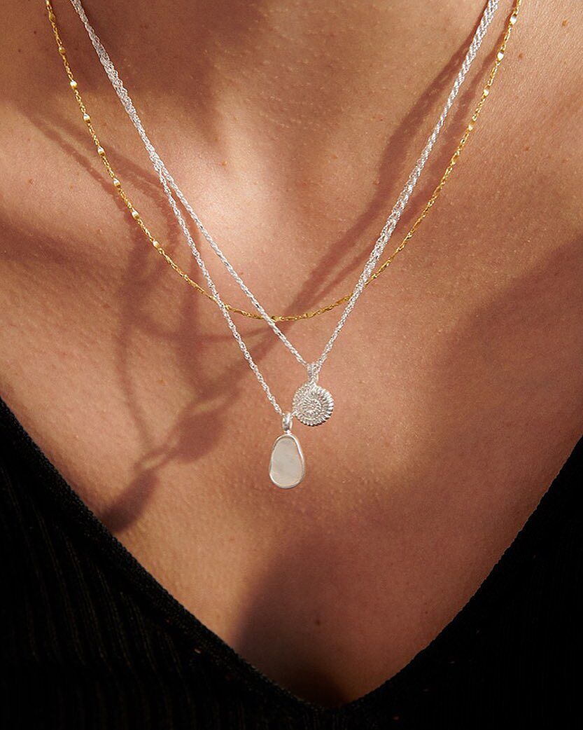 mother of pearl necklaces