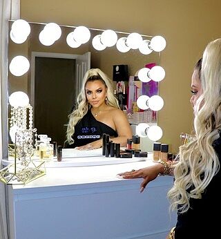 Hollywood Premiere Plus Vanity Mirror