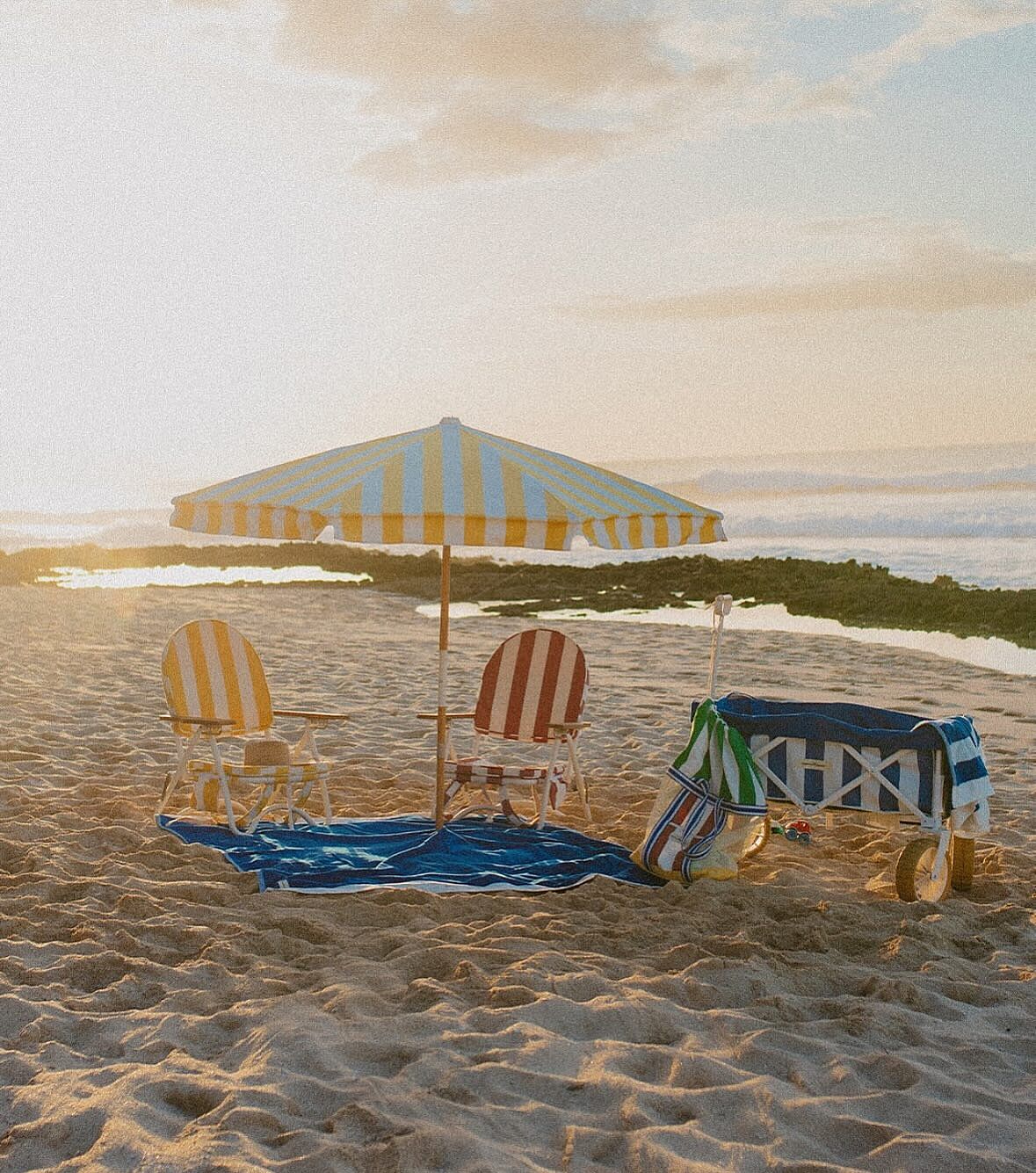 The Beach Blanket - Rivie Mimosa | Business & Pleasure Co.