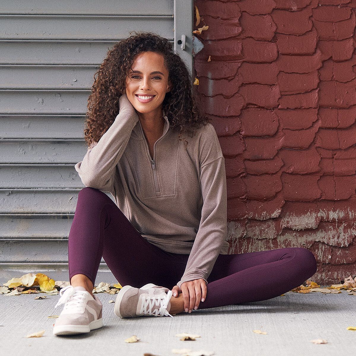 Oliver Plush 1/2 Zip Sweatshirt – RBX Active