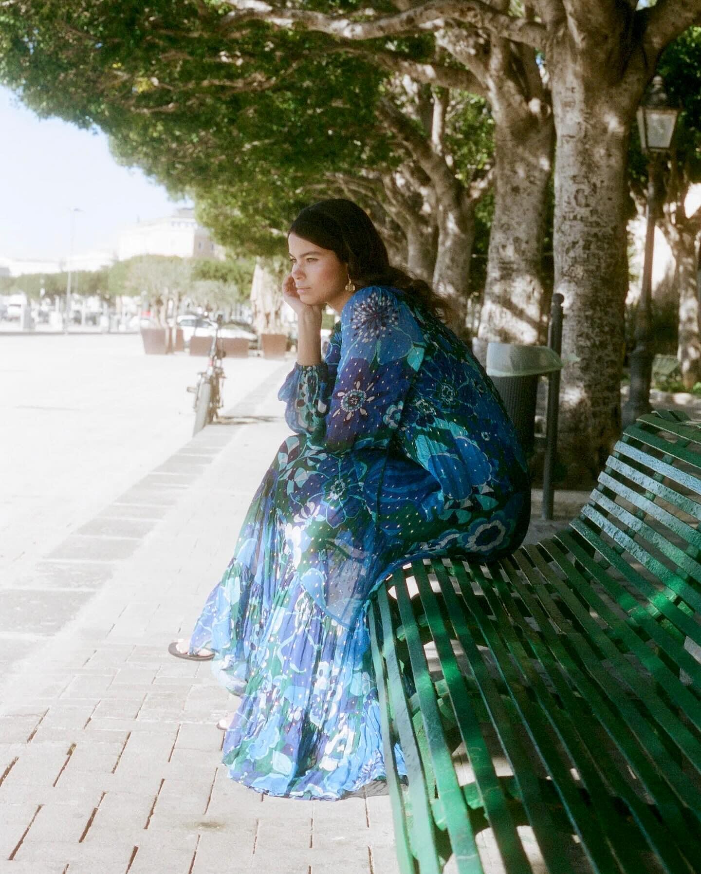 Lori Metallic Midi Dress in Blue Miami Floral Emerald | RIXO USA ⋆