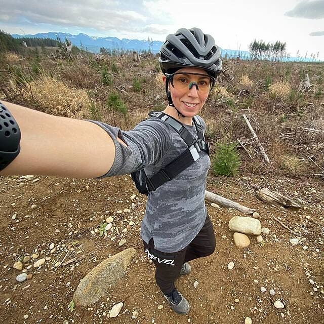 AIRBORNE 9L Race Edition MTB Hydration Pack | USWE