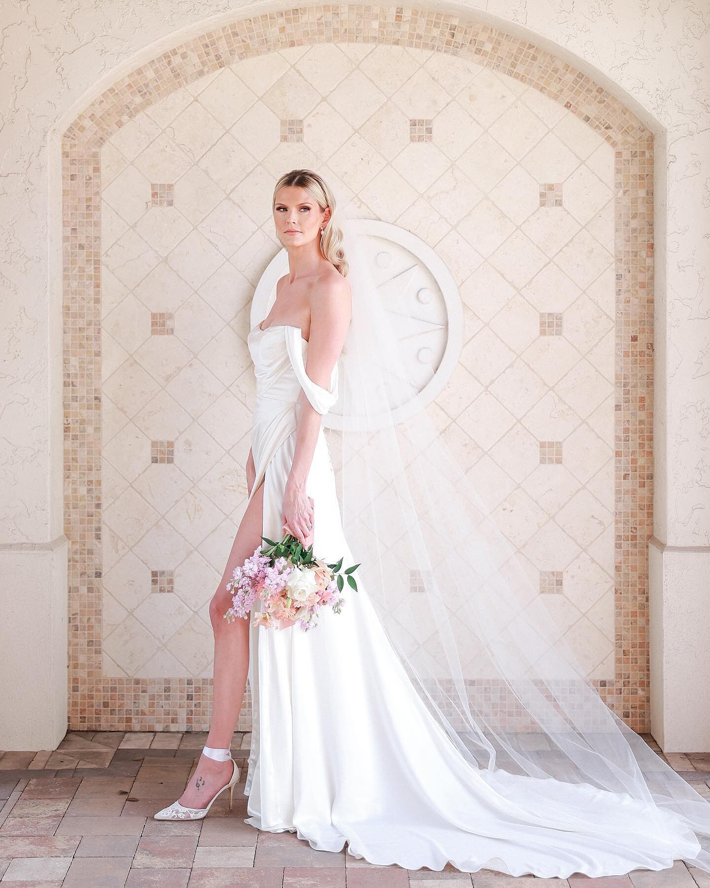 【新品同様】Bella Belle PENELOPE ウェディングシューズ Bella Belle Penelope, Size 7.5 – Nearly Newlywed