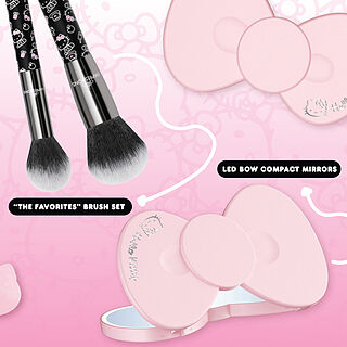 Hello Kitty® Bow LED Compact Mirror