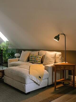 Aspen Beige 86'' Right Arm Facing Chofa