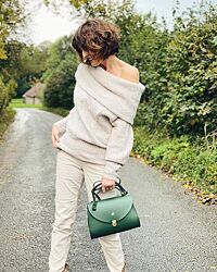 The 11 Inch Satchel - Red Saffiano