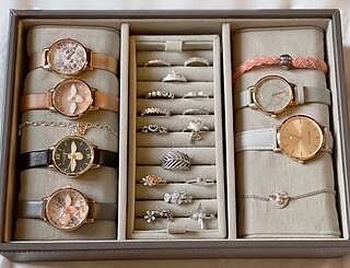 Stone Velvet Watch & Bracelet Pad