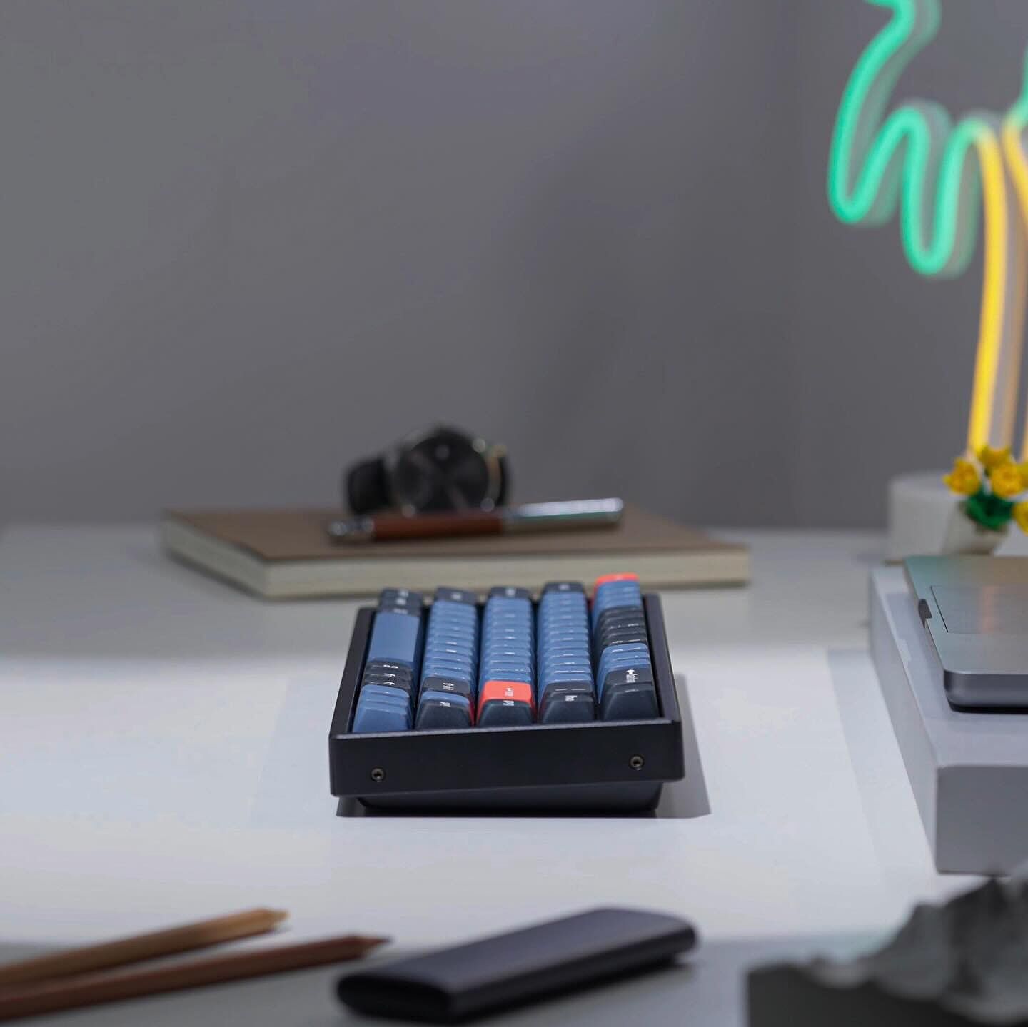 Keychron K6 Pro QMK/VIA ワイヤレス・メカニカルキーボード– SUPER KOPEK