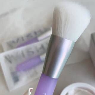 Moisturizing Wand Brush