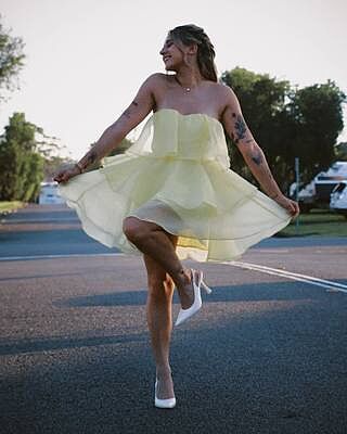 Behati Tiered Layer Mini Dress Yellow Selfie Leslie