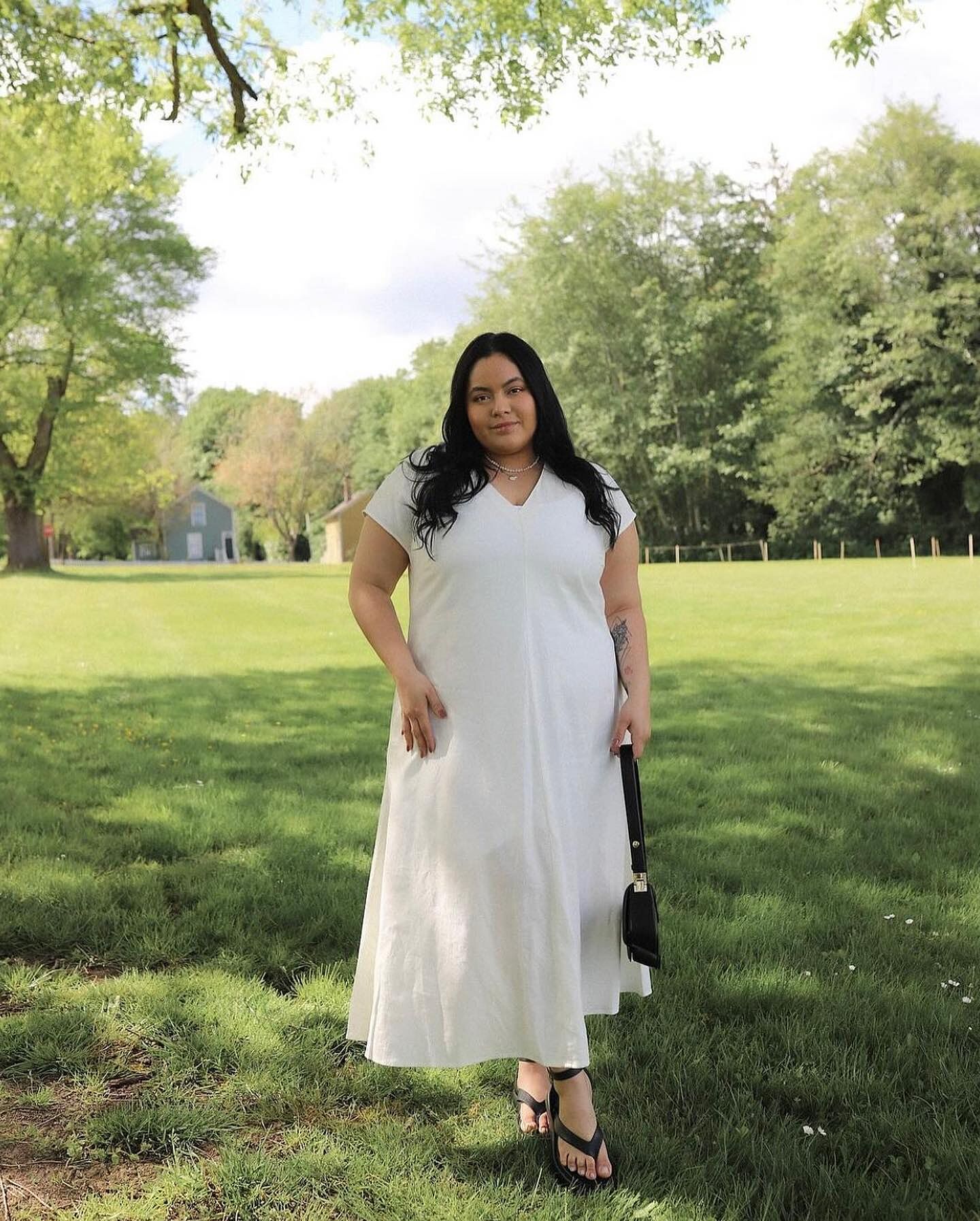 Louvre Bow Back Linen Dress - White – Universal Standard