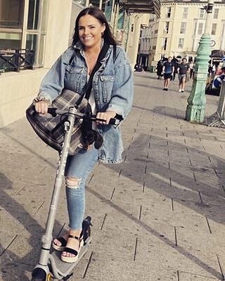 The Belgravia Adjustable Black Plaid Tweed Luxury Dog Carrier