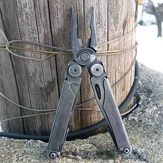 Multiusos Leatherman Wave