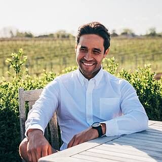 Weekend Oxford Standard Fit - White