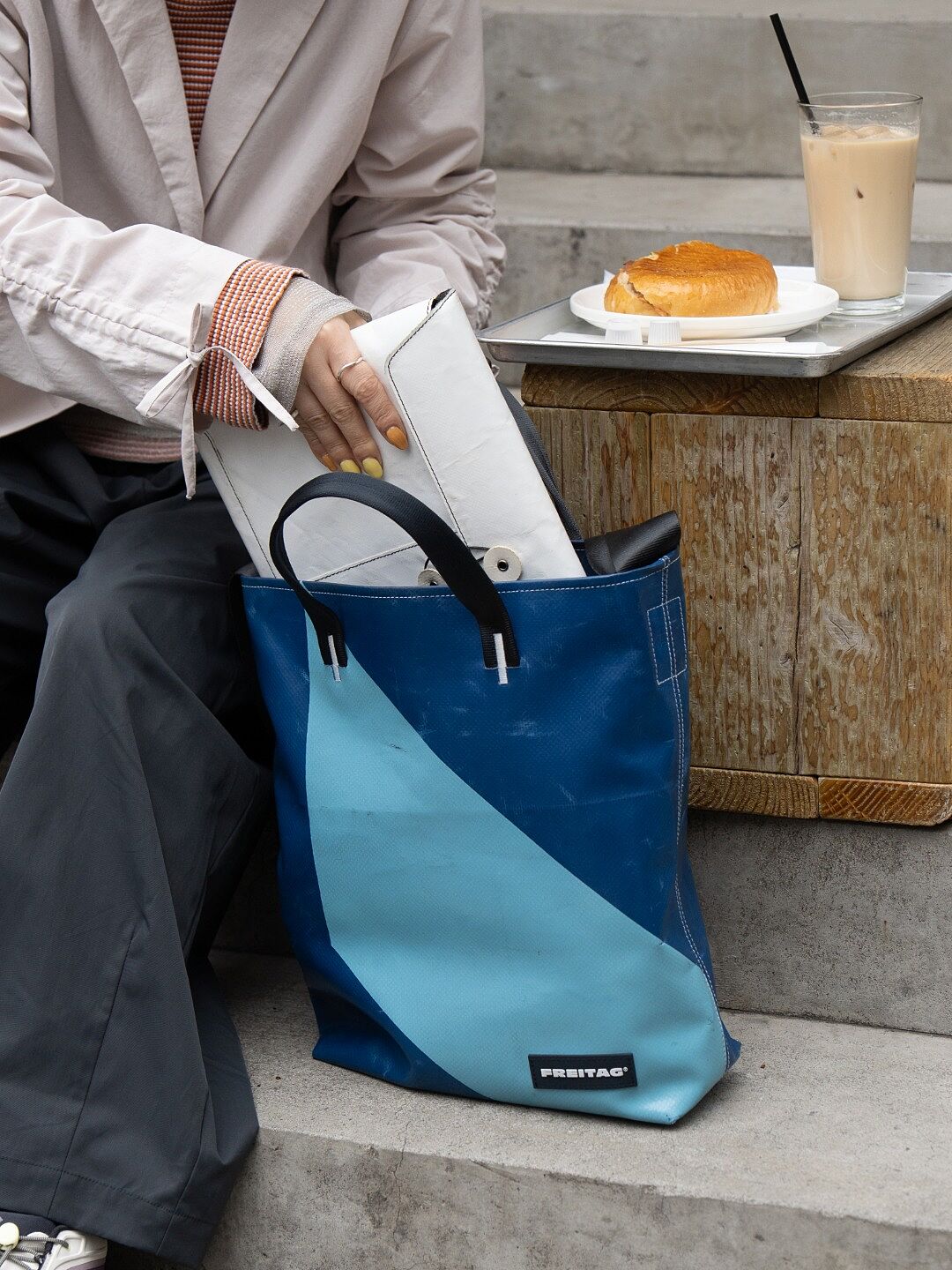 F202 LELAND | FREITAG