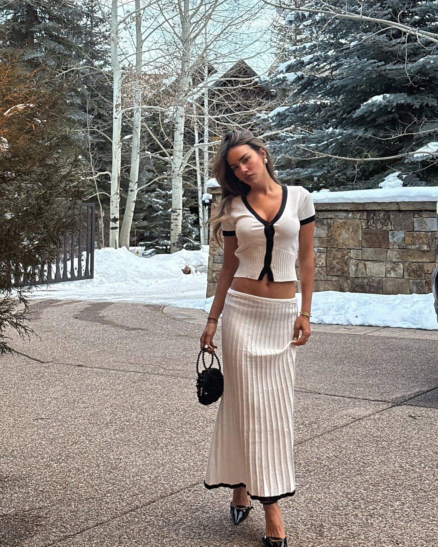 Yaeli Ribbed Knit Maxi Skirt White | Selfie Leslie