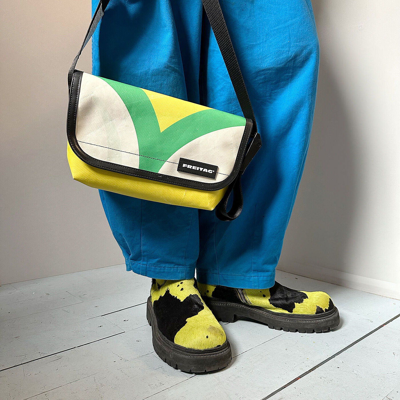 F41-E HAWAII FIVE-0 | FREITAG