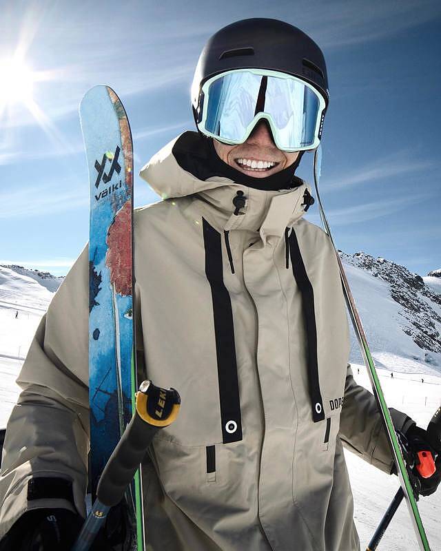 Customer @baumgartner_sam in Mojo Ski Jacket Men Sand