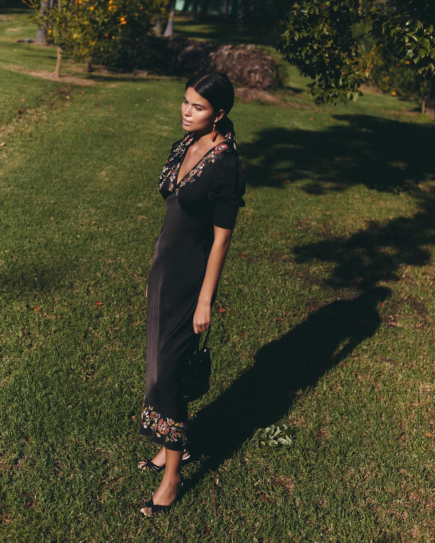 Zadie Jacquard Midi Dress in Daisy Jacquard Blue