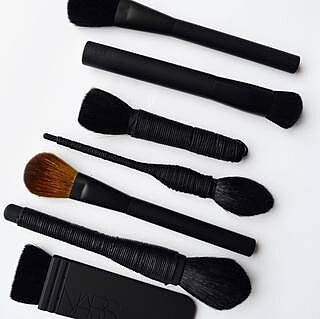NARS フェイスブラシ　新品 未使用】NARS フェイスブラシ 3本セット まとめ ミニ 限定
