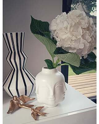 Dora Maar Vase in Porcelain | Jonathan Adler