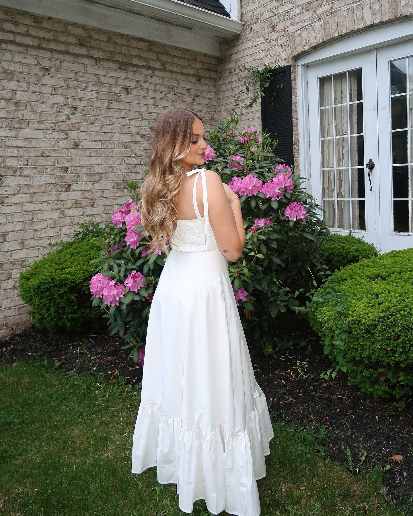 Rose Garden Tied Shoulder Maxi Dress White | Selfie Leslie Rose Garden Tied Shoulder Maxi Dress White | Selfie Leslie