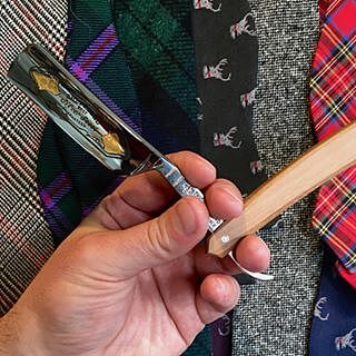 Thiers Issard Straight Razor Wolf & Sheep, Cedar Loup at Belier, 6/8