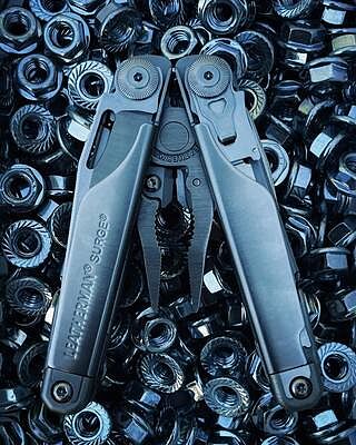 Surge 21-in-1 Multi-Tool | Leatherman​​
