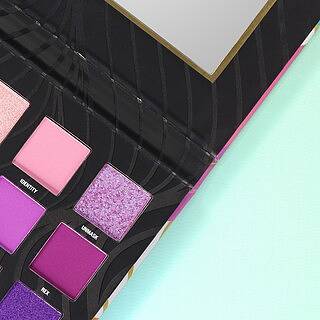 w7 mardi gras eyeshadow palette