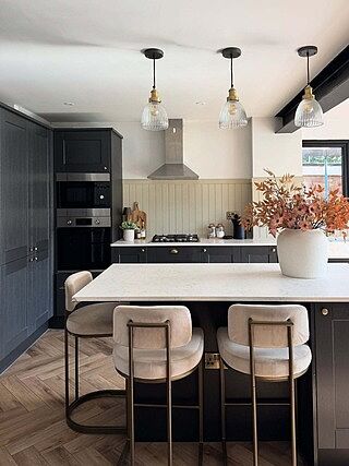 Brooklyn Glass Cone Pendant Light - 7 Inch