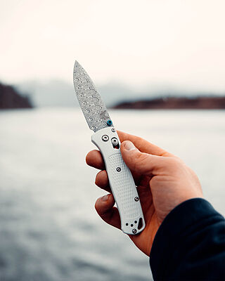 Compact & Versatile 533BK-1 Mini Bugout® Folding Knife