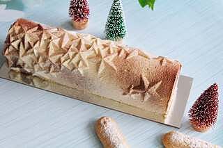 Silikomart STARLIGHT BÛCHE Set – Semifreddo-Form Aus Platin-Silikon Mit Stern-Textur, Ofen- & Gefrierfest