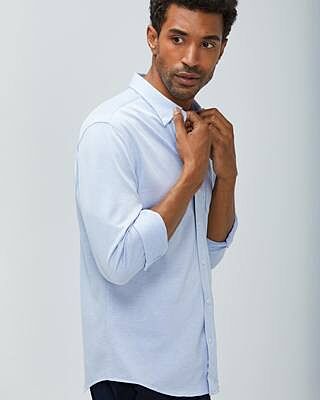 Hybrid Button-Down is an everyday staple enhanced with t-shirt soft fabric and comfortable stretch.
Hybrid represents a modern take on the classic button-down. Where traditional shirts are often made of stiff, stuffy woven fabric, Hybrid is built with brea...