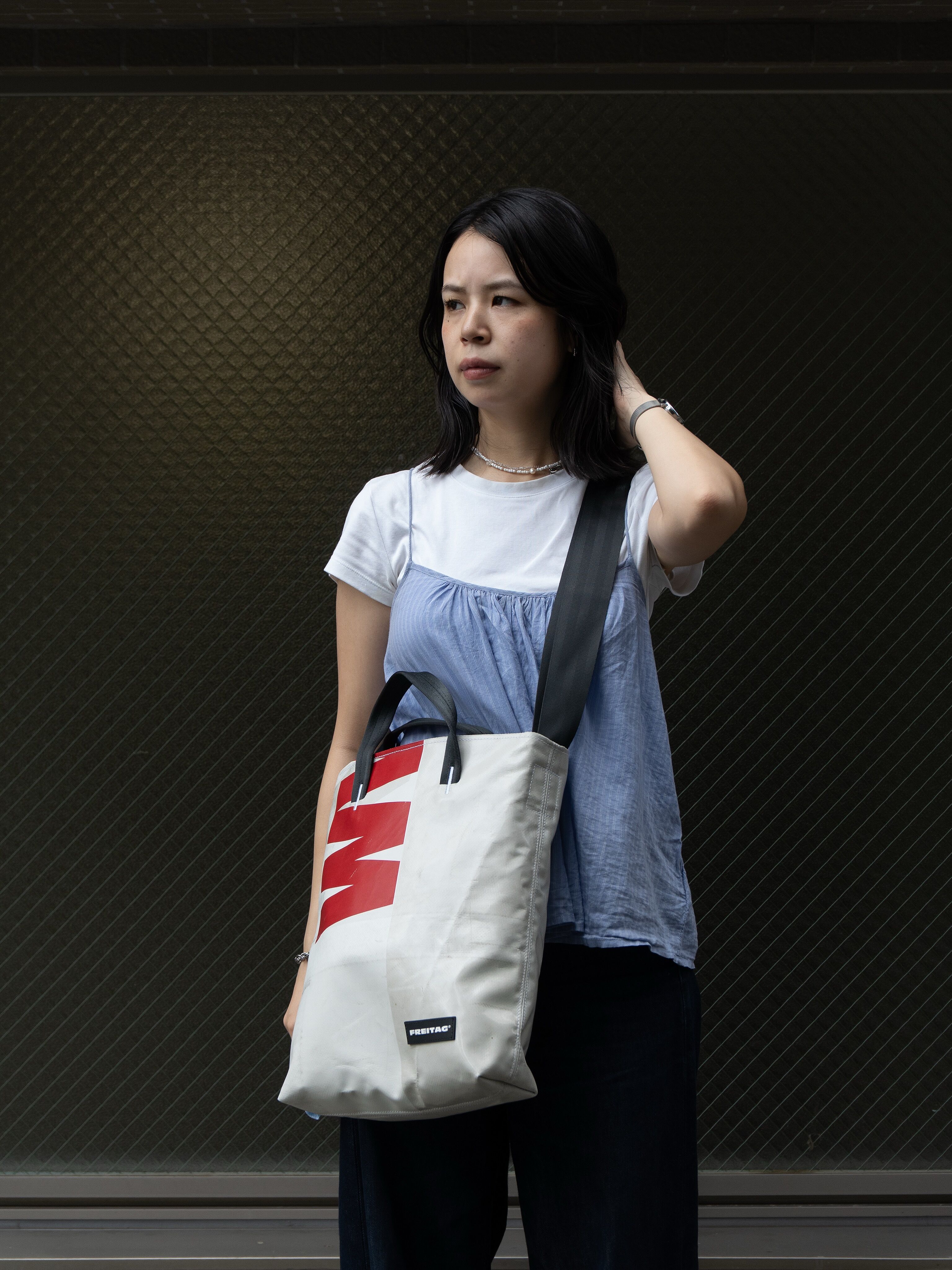 F202 LELAND | FREITAG