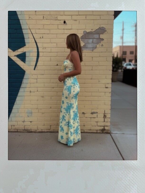 fortune lace trim mesh midi dress yellow Lace Trim Light Yellow Bodycon Dress Shop The Fortune Lace Trim Mesh Midi Dress Yellow