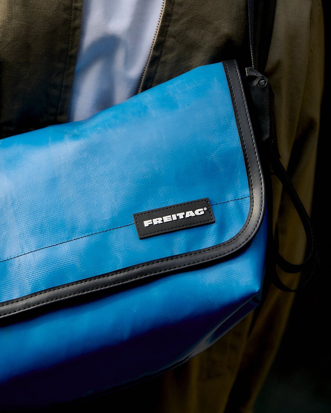 F42 SURFSIDE 6 | FREITAG