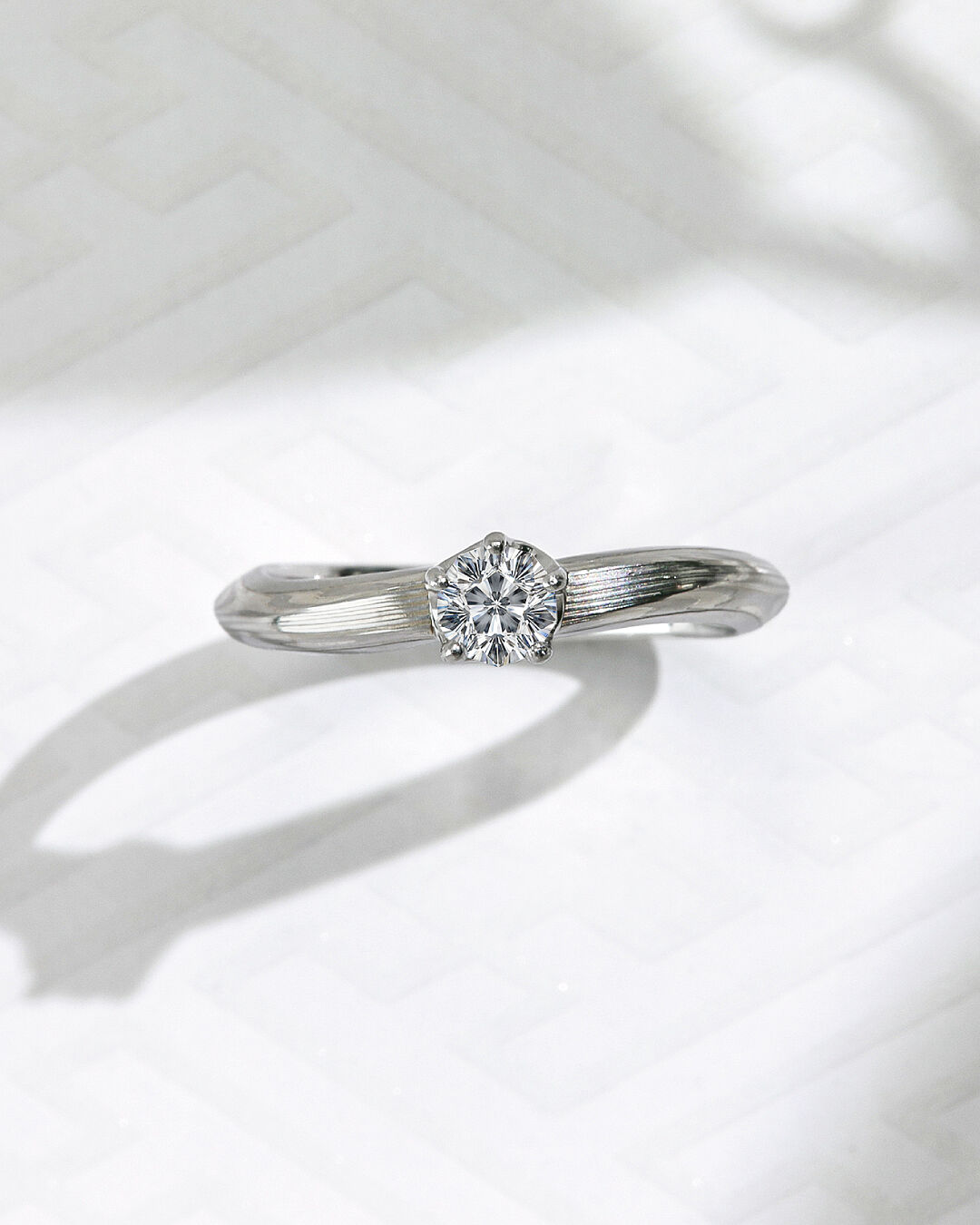 【合馬公式アカウント1専用】義眼リング 約23.5mm 婚約指輪「弓桜」 | 結婚指輪・婚約指輪の杢目金屋