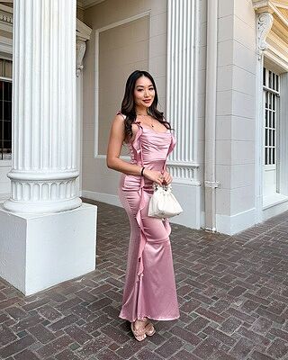 Blushing Ruffle Trim Midi Dress Mauve Selfie Leslie