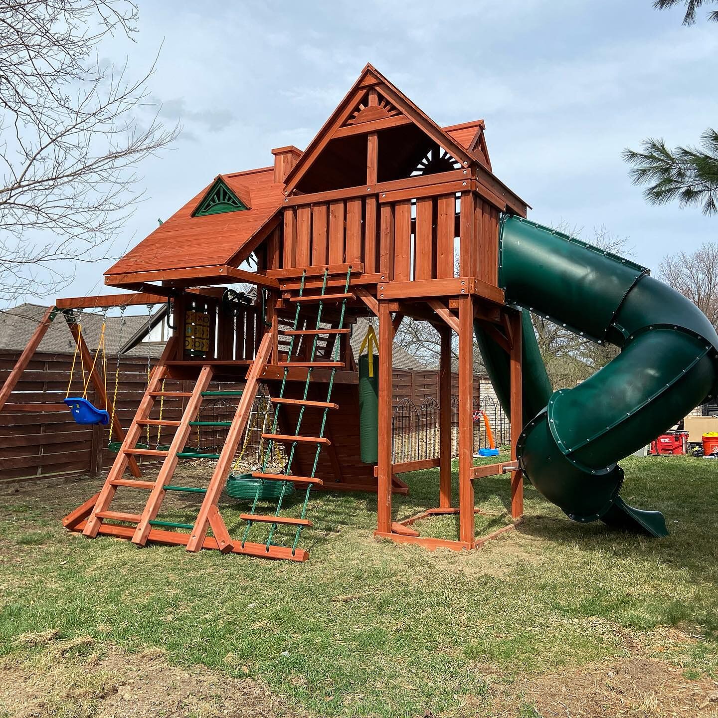 Sun Palace Deluxe Swing Set | Gorilla Playsets