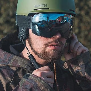 smith scout mips helmet