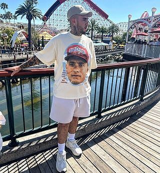FORREST GUMP V2 TEE - [DS]