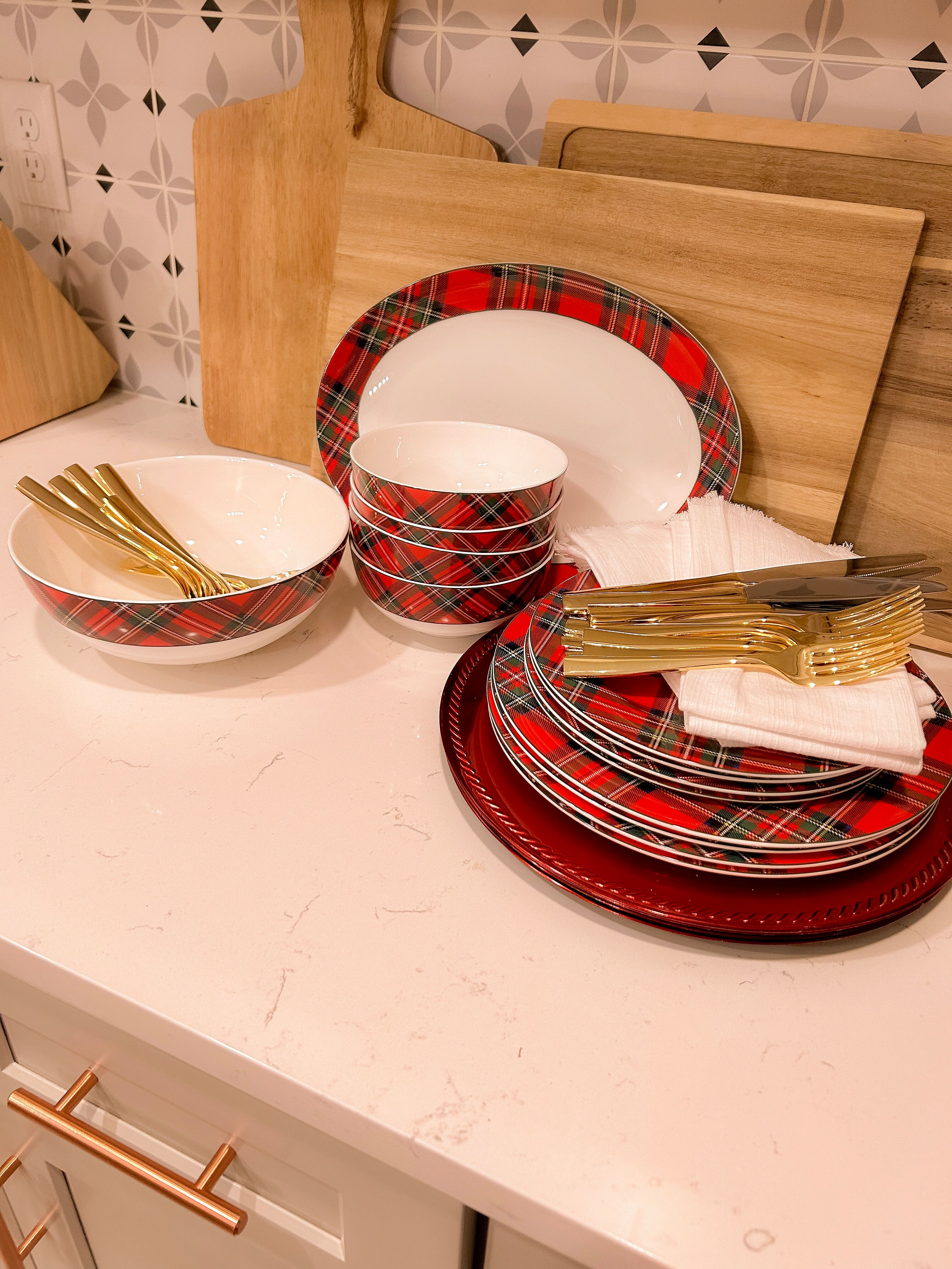 Tartan Red Set of 4 Soup Cereal Bowls