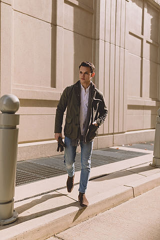 Weekend Oxford Standard Fit - White