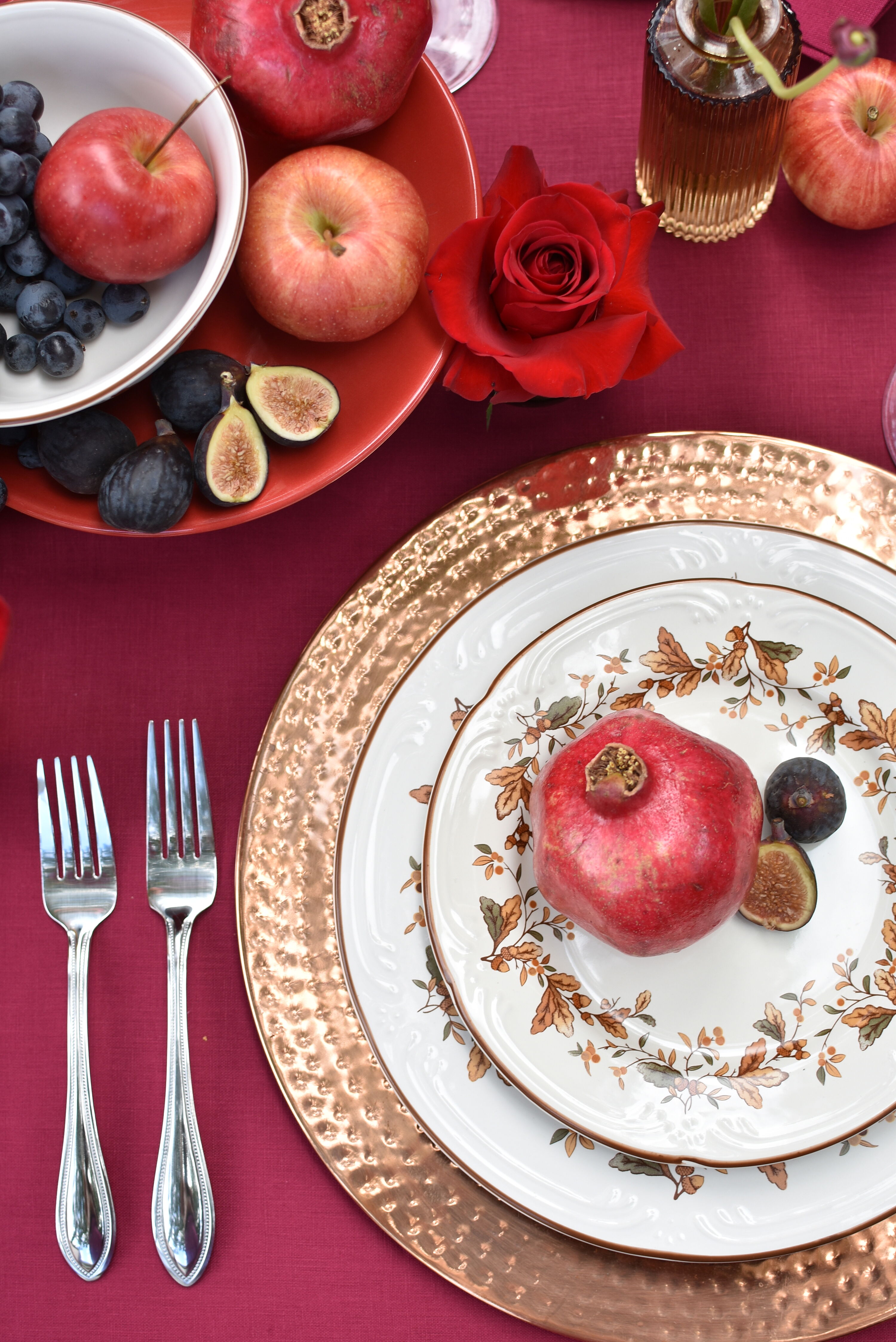 Autumn Berry Dinnerware Set