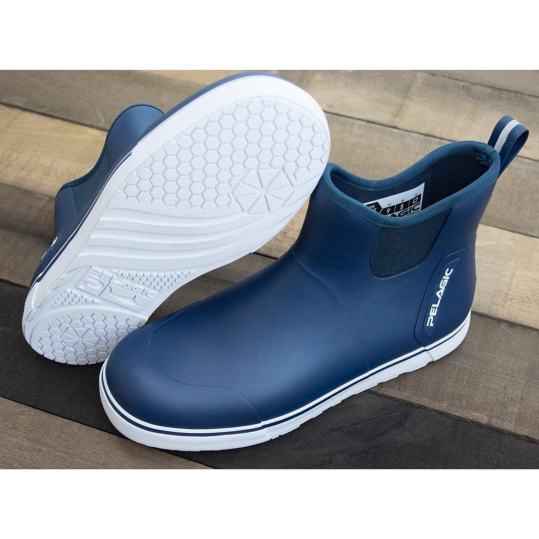 pelagic deck boots