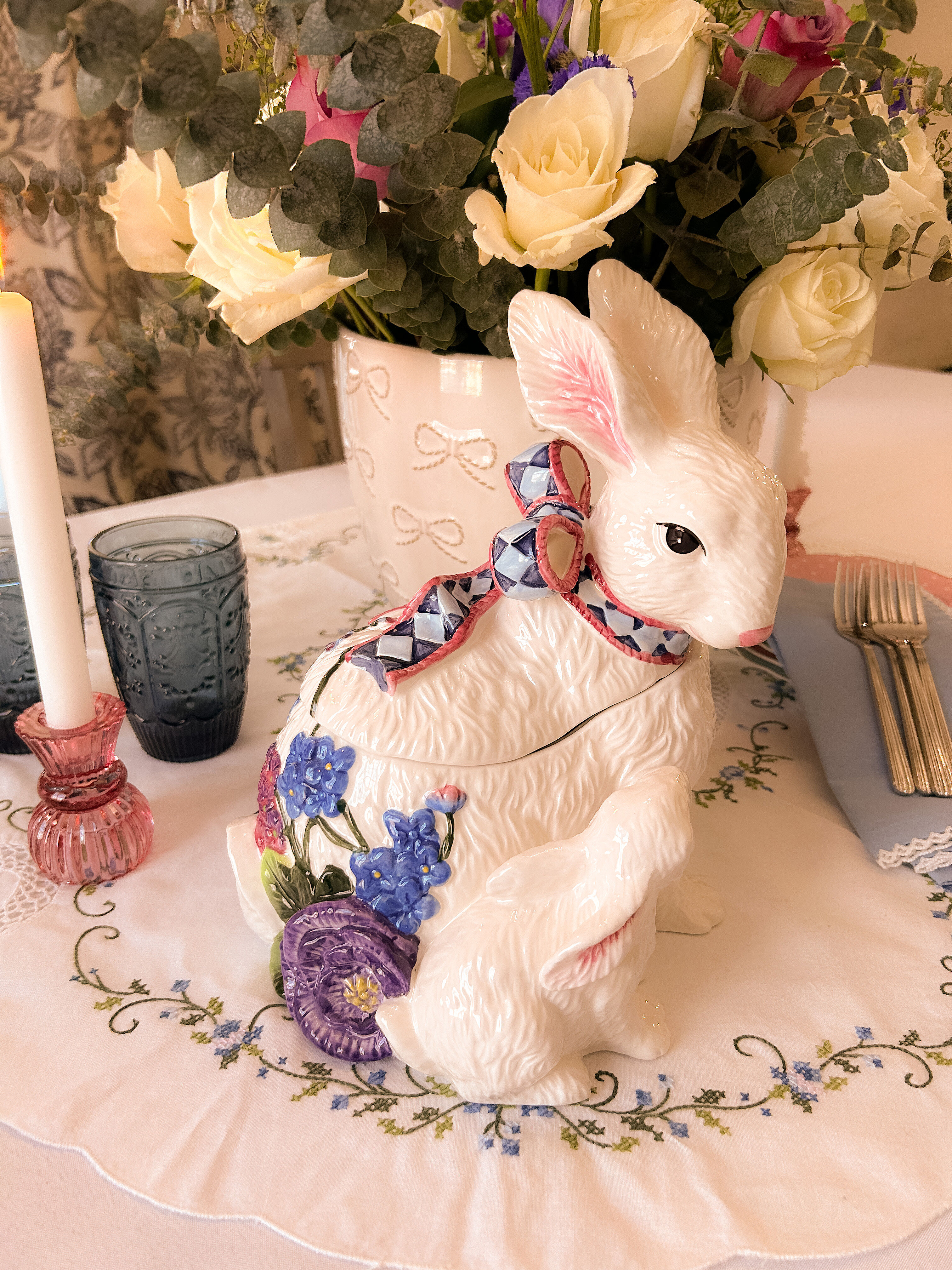 Jardin Rabbit Cookie Jar Figurine