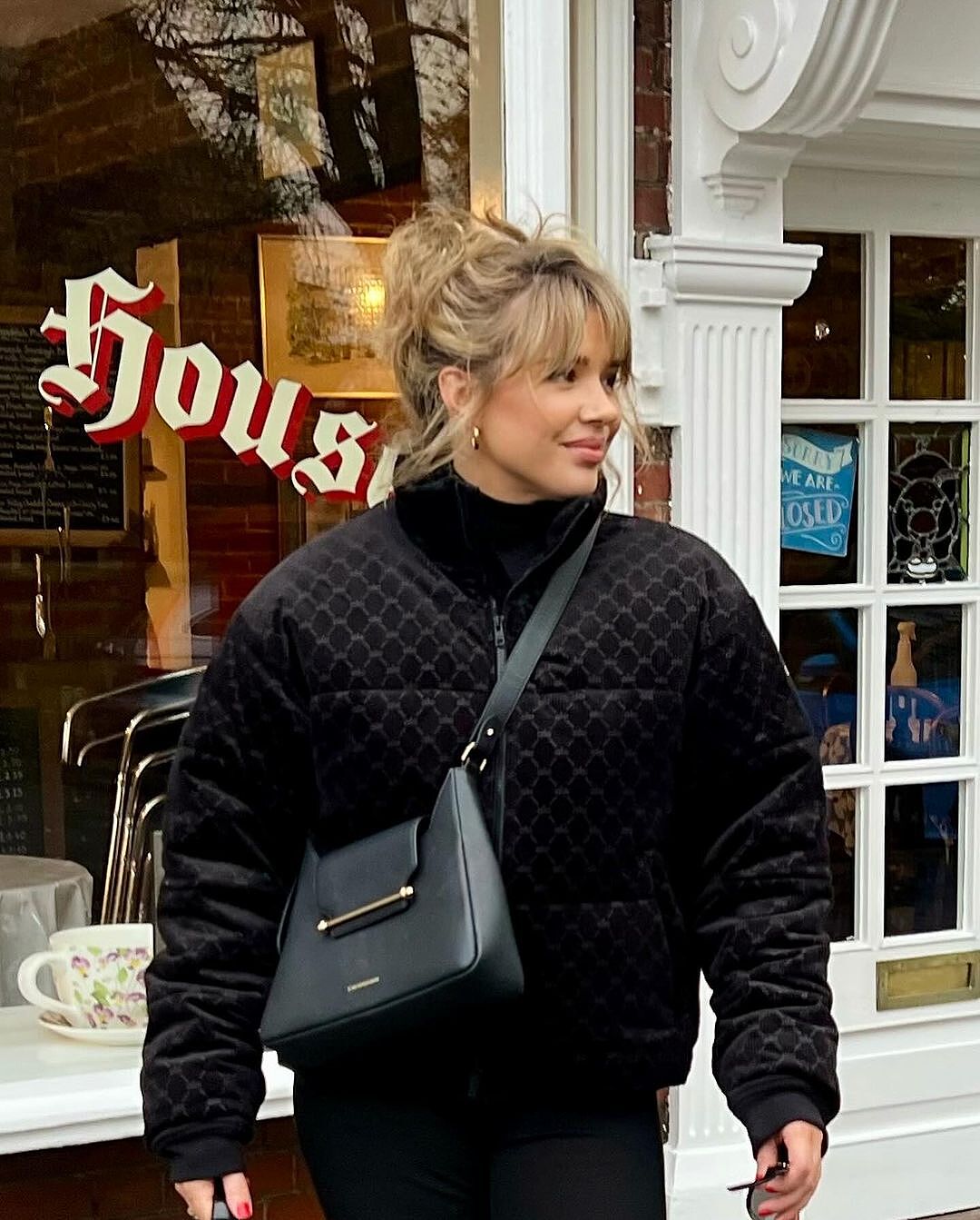 Multrees Hobo - Black | Strathberry